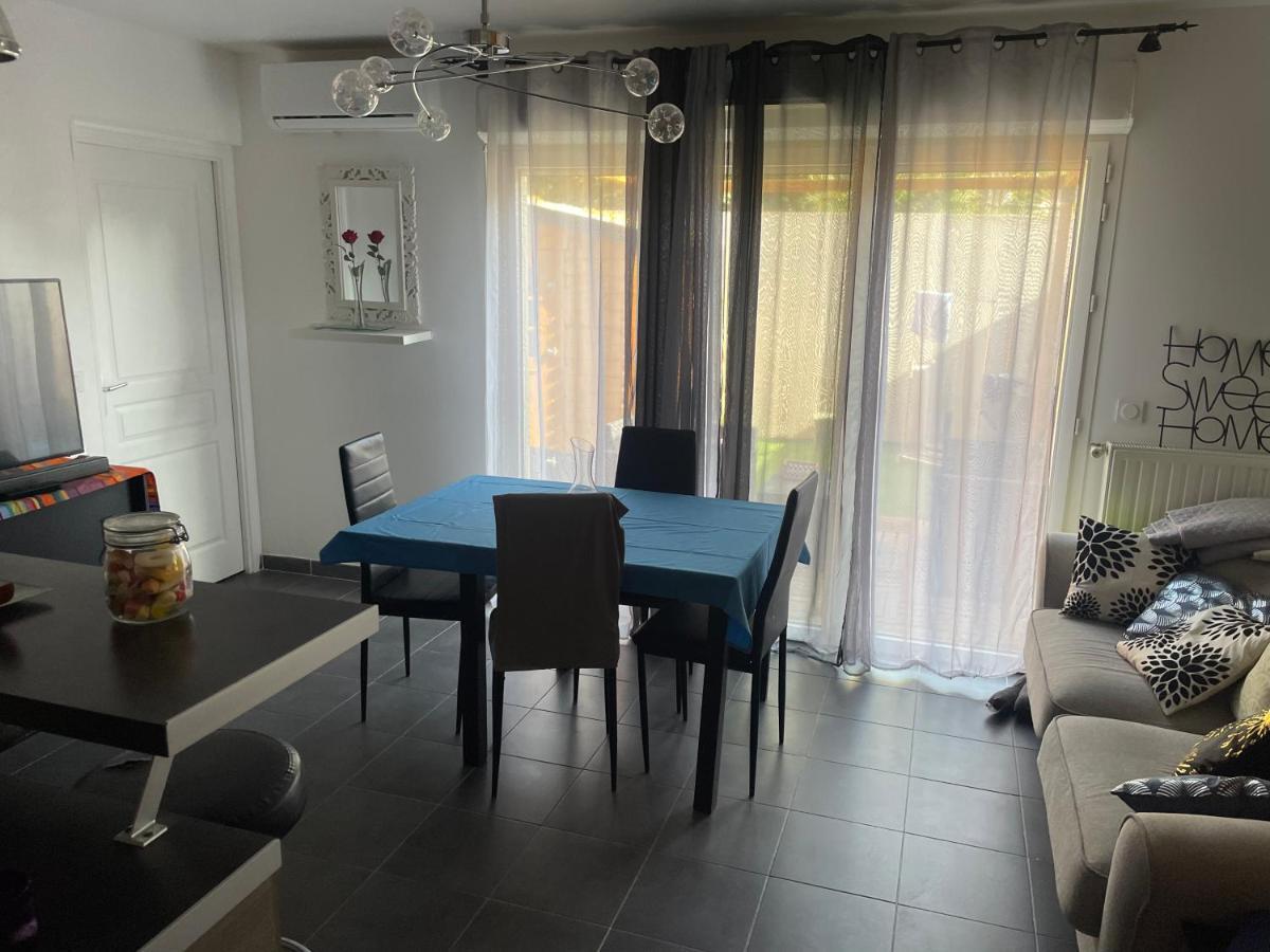 Chambre Agreable Avec Jacuzzi Marsylia Zewnętrze zdjęcie